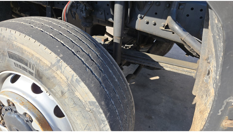 Лизинг на MAN 19.342 (4X4 / ALLRAD / AUXILAIRY / EURO 2 / FULL STEEL SUSP. / LAMES) MAN 19.342 (4X4 / ALLRAD / AUXILAIRY / EURO 2 / FULL STEEL SUSP. / LAMES): снимка 14