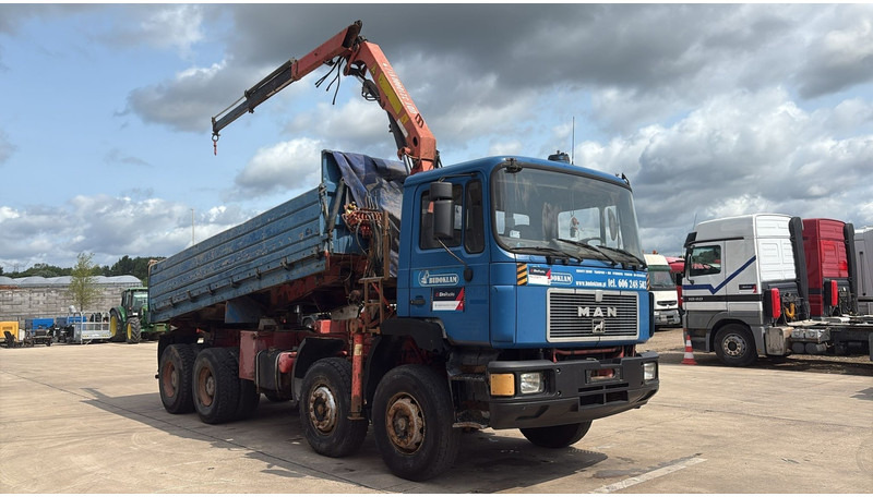 MAN 35.362 (6 CYLINDER / MANUAL PUMP / 8X4 / FALFINGER CRANE PK80 / STEEL SUSP.) - Самосвал камион, Камион с кран: снимка 3 MAN 35.362 (6 CYLINDER / MANUAL PUMP / 8X4 / FALFINGER CRANE PK80 / STEEL SUSP.) - Самосвал камион, Камион с кран: снимка 3