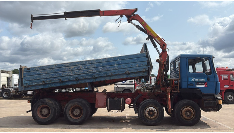 MAN 35.362 (6 CYLINDER / MANUAL PUMP / 8X4 / FALFINGER CRANE PK80 / STEEL SUSP.) - Самосвал камион, Камион с кран: снимка 5 MAN 35.362 (6 CYLINDER / MANUAL PUMP / 8X4 / FALFINGER CRANE PK80 / STEEL SUSP.) - Самосвал камион, Камион с кран: снимка 5