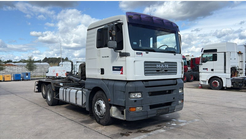 MAN TGA 28.480 (MANUAL PUMP / POMPE MANUELLE / BOITE MANUAL / MANUAL GEARBOX) - Шаси кабина: снимка 3 MAN TGA 28.480 (MANUAL PUMP / POMPE MANUELLE / BOITE MANUAL / MANUAL GEARBOX) - Шаси кабина: снимка 3