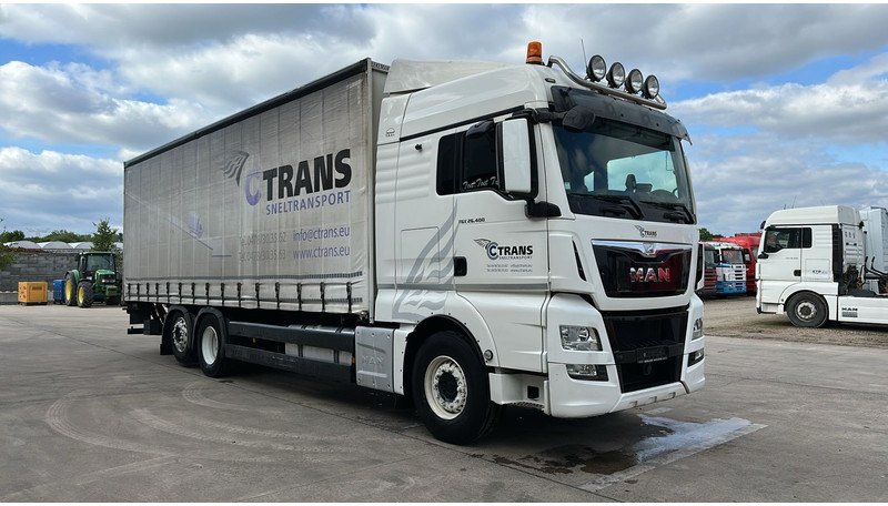 MAN TGX 26.400 (EURO 6 / 6X2 / LIFT / HAYON / BELGIAN TRUCK / GUTE ZUSTAND !! / 8.40 BOX LENGTH) - Камион с брезент: снимка 2 MAN TGX 26.400 (EURO 6 / 6X2 / LIFT / HAYON / BELGIAN TRUCK / GUTE ZUSTAND !! / 8.40 BOX LENGTH) - Камион с брезент: снимка 2