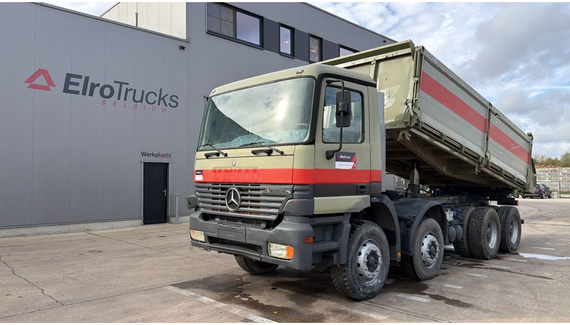 Mercedes-Benz Actros 3235 (EPS / LAMES / GRAND PONT / STEEL SUSP. / 3 PEDALES / MP1) - Самосвал камион: снимка 1 Mercedes-Benz Actros 3235 (EPS / LAMES / GRAND PONT / STEEL SUSP. / 3 PEDALES / MP1) - Самосвал камион: снимка 1