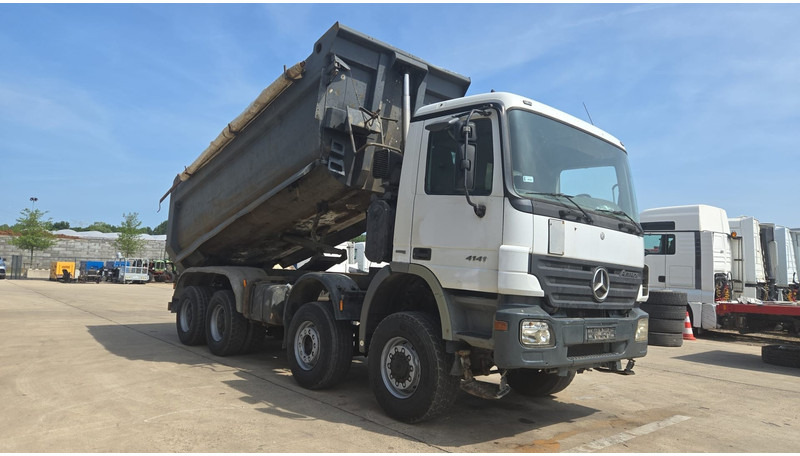 Mercedes-Benz Actros 4141 (EPS / 8X6 / GRAND PONT / BIG AXLE / LAMES / STEEL / V6) - Самосвал камион: снимка 3 Mercedes-Benz Actros 4141 (EPS / 8X6 / GRAND PONT / BIG AXLE / LAMES / STEEL / V6) - Самосвал камион: снимка 3