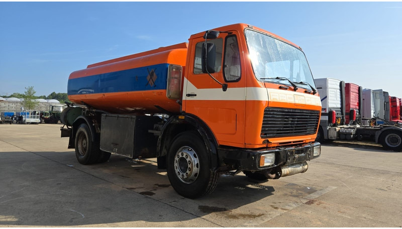 Mercedes-Benz SK 1619 (12.400L / GERMAN TRUCK / CAMION ALLEMAGNE / LAMES / GRAND PONT / V6) - Камион цистерна: снимка 3 Mercedes-Benz SK 1619 (12.400L / GERMAN TRUCK / CAMION ALLEMAGNE / LAMES / GRAND PONT / V6) - Камион цистерна: снимка 3