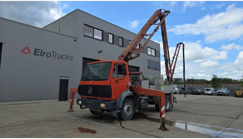 Mercedes-Benz SK 1824 (V6 / LAMES / GRAND PONT / PUTZMEISTER 24M/ JOYSTICK / RADIO) - Бетон помпа: снимка 1 Mercedes-Benz SK 1824 (V6 / LAMES / GRAND PONT / PUTZMEISTER 24M/ JOYSTICK / RADIO) - Бетон помпа: снимка 1