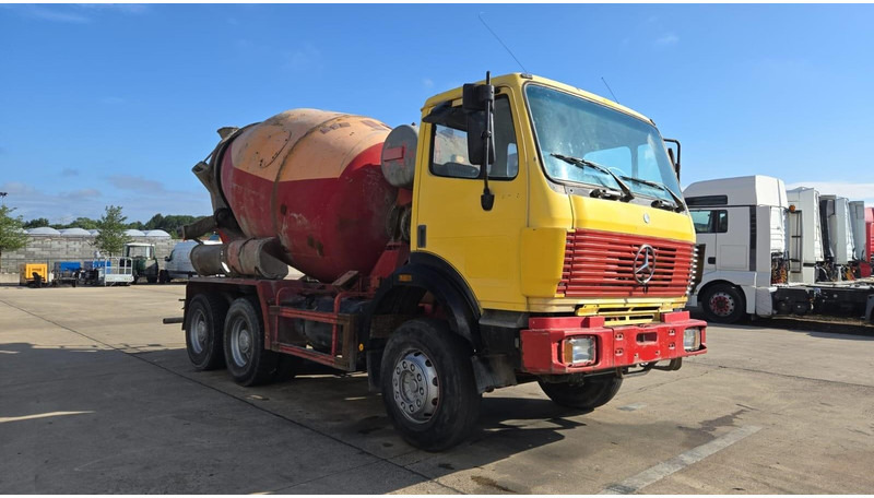 Mercedes-Benz SK 2527 (MALAXEUR / MIXER / POSSIBLE COMME CHASSIS / 6X4 / LAMES / GRAND PONT) - Бетоновоз: снимка 5 Mercedes-Benz SK 2527 (MALAXEUR / MIXER / POSSIBLE COMME CHASSIS / 6X4 / LAMES / GRAND PONT) - Бетоновоз: снимка 5