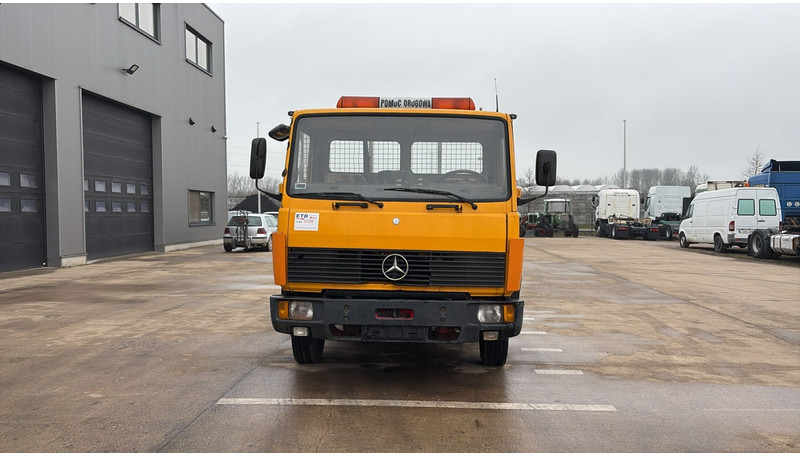 Mercedes-Benz SK 814 (6 CYLINDRES / POMPE MANUELLE / LAMES / DEPANNAGE) - Автовоз камион: снимка 2 Mercedes-Benz SK 814 (6 CYLINDRES / POMPE MANUELLE / LAMES / DEPANNAGE) - Автовоз камион: снимка 2
