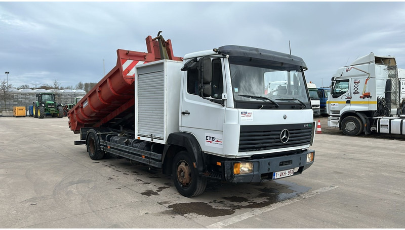 Mercedes-Benz SK 814 (BELGIAN TRUCK / HOOK / PERFECT CONDITION !!! / WITH CONTAINER / 363000 KM !!!! ) - Мултилифт с кука камион: снимка 4 Mercedes-Benz SK 814 (BELGIAN TRUCK / HOOK / PERFECT CONDITION !!! / WITH CONTAINER / 363000 KM !!!! ) - Мултилифт с кука камион: снимка 4