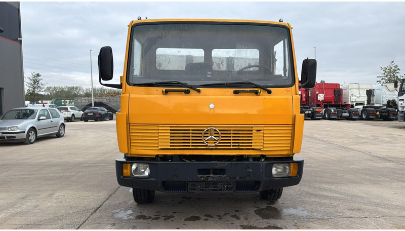 Mercedes-Benz SK 814 (MANUAL PUMP / POMPE MANUELLE / LAMES) - Самосвал камион: снимка 2 Mercedes-Benz SK 814 (MANUAL PUMP / POMPE MANUELLE / LAMES) - Самосвал камион: снимка 2