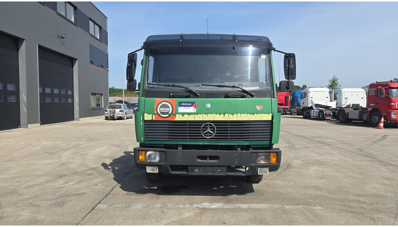 Mercedes-Benz SK 814 (MANUAL PUMP / STEEL SUSP. / POMPE MANUELLE / LAMES / 6 CYLINDER) - Автовоз камион: снимка 2 Mercedes-Benz SK 814 (MANUAL PUMP / STEEL SUSP. / POMPE MANUELLE / LAMES / 6 CYLINDER) - Автовоз камион: снимка 2