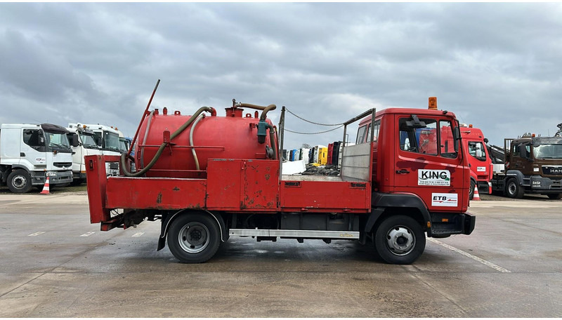 Mercedes-Benz SK 814 (VIDANGEUR / VACUUM / AUXILAIRY / SPER / STEEL SUSP. / LAMES) - Каналопочистваща машина: снимка 4 Mercedes-Benz SK 814 (VIDANGEUR / VACUUM / AUXILAIRY / SPER / STEEL SUSP. / LAMES) - Каналопочистваща машина: снимка 4