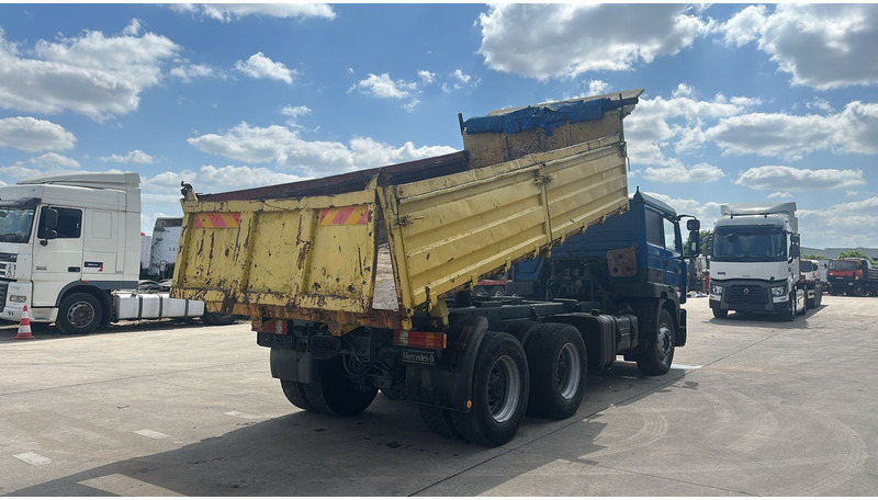 Renault G 330 Manager (GRAND PONT / LAMES / POMPE MANUELLE / MANUAL PUMP) - Самосвал камион: снимка 5 Renault G 330 Manager (GRAND PONT / LAMES / POMPE MANUELLE / MANUAL PUMP) - Самосвал камион: снимка 5
