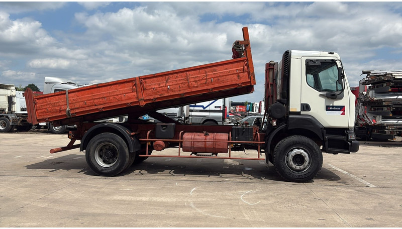 Renault KERAX 340 (BOITE MANUELLE / GRAND PONT / LAMES / MANUAL GEARBOX) - Самосвал камион: снимка 4 Renault KERAX 340 (BOITE MANUELLE / GRAND PONT / LAMES / MANUAL GEARBOX) - Самосвал камион: снимка 4