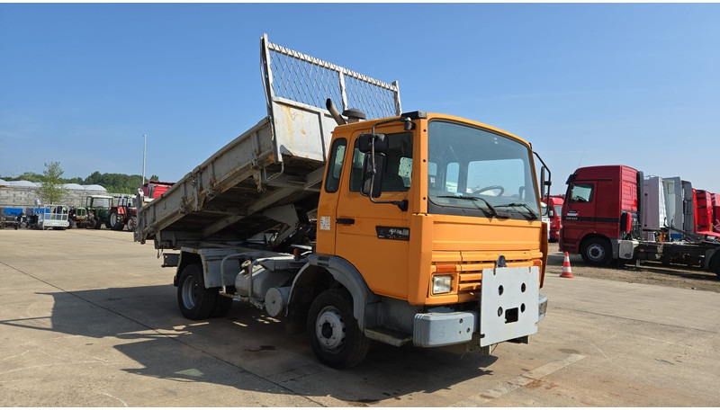 Renault S 150 (POMPE MANUELLE / LAMES / MANUAL PUMP) - Самосвал камион: снимка 3 Renault S 150 (POMPE MANUELLE / LAMES / MANUAL PUMP) - Самосвал камион: снимка 3