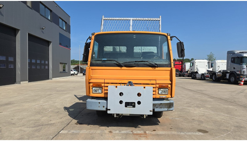 Renault S 150 (POMPE MANUELLE / LAMES / MANUAL PUMP) - Самосвал камион: снимка 2 Renault S 150 (POMPE MANUELLE / LAMES / MANUAL PUMP) - Самосвал камион: снимка 2