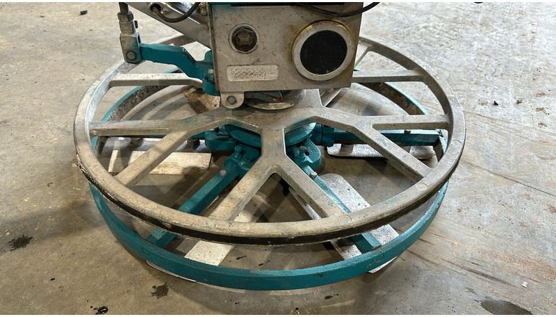 Robin EH12 (BELGIAN MACHINE / GOOD WORKING) - Пердашка за бетон: снимка 4 Robin EH12 (BELGIAN MACHINE / GOOD WORKING) - Пердашка за бетон: снимка 4
