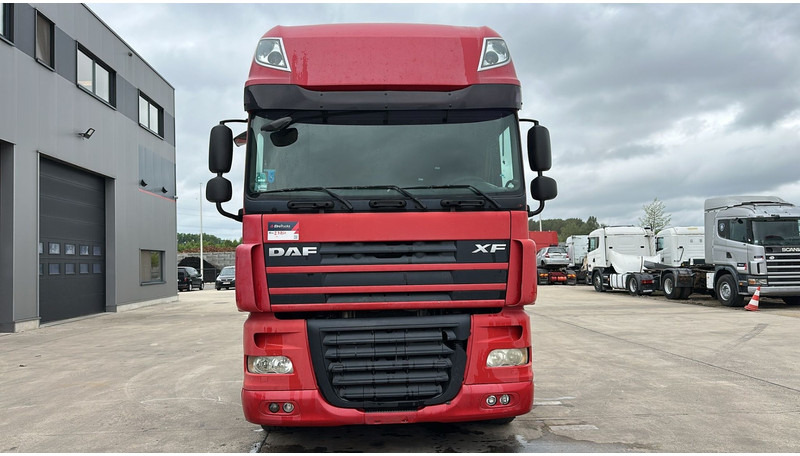 DAF 105 XF 460 (BOITE MANUELLE / MANUAL GEARBOX / TRES PROPRE) - Влекач: снимка 2 DAF 105 XF 460 (BOITE MANUELLE / MANUAL GEARBOX / TRES PROPRE) - Влекач: снимка 2