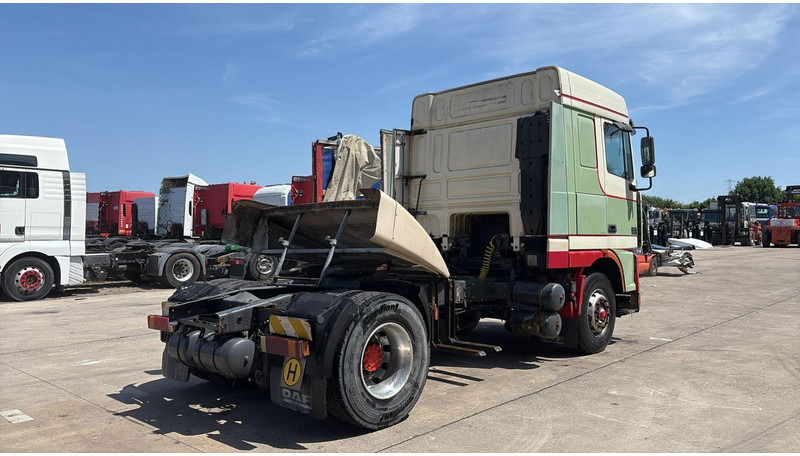 DAF XF 95.430 (EURO 3 / BOITE MANUELLE / MANUAL GEARBOX) - Влекач: снимка 5 DAF XF 95.430 (EURO 3 / BOITE MANUELLE / MANUAL GEARBOX) - Влекач: снимка 5