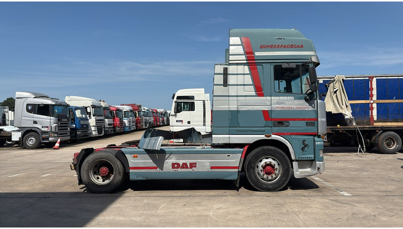 DAF XF 95.430 (EURO 3 / MANUAL GEARBOX / BOITE MANUELLE) - Влекач: снимка 4 DAF XF 95.430 (EURO 3 / MANUAL GEARBOX / BOITE MANUELLE) - Влекач: снимка 4