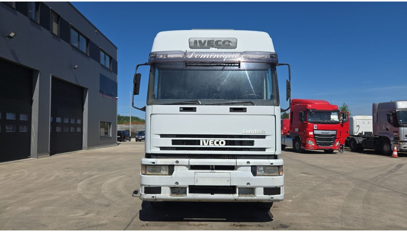 Iveco Eurotech 440 E 42 (MANUAL PUMP / ZF GEARBOX / GOOD CONDITION / POMPE MANUELLE) - Влекач: снимка 3 Iveco Eurotech 440 E 42 (MANUAL PUMP / ZF GEARBOX / GOOD CONDITION / POMPE MANUELLE) - Влекач: снимка 3