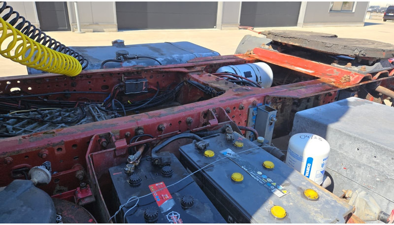 Iveco Eurotech 440 E 42 (MANUAL PUMP / ZF GEARBOX / GOOD CONDITION / POMPE MANUELLE) - Влекач: снимка 5 Iveco Eurotech 440 E 42 (MANUAL PUMP / ZF GEARBOX / GOOD CONDITION / POMPE MANUELLE) - Влекач: снимка 5