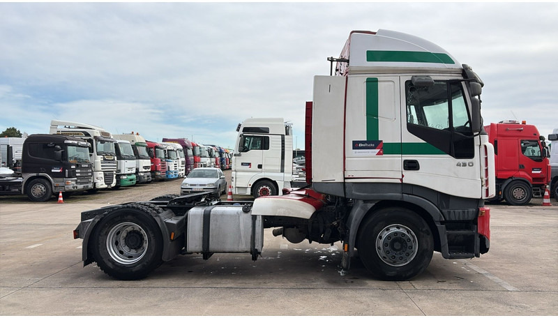 Iveco Stralis 430 (BOITE MANUELLE / MANUAL GEARBOX) - Влекач: снимка 4 Iveco Stralis 430 (BOITE MANUELLE / MANUAL GEARBOX) - Влекач: снимка 4