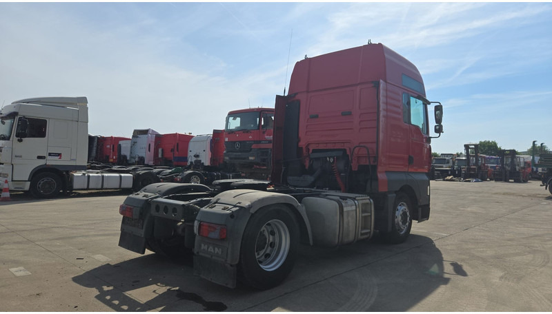MAN TGA 18.390 (BOITE MANUELLE / MANUAL GEARBOX / PTO / POMPE HYDRAULIQUE) - Влекач: снимка 5 MAN TGA 18.390 (BOITE MANUELLE / MANUAL GEARBOX / PTO / POMPE HYDRAULIQUE) - Влекач: снимка 5