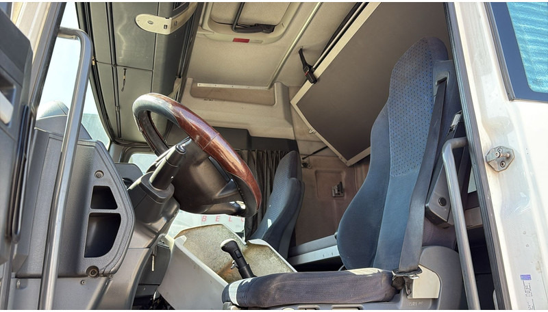 Лизинг на MAN TGA 18.440 (BOITE MANUELLE / MANUAL GEARBOX) MAN TGA 18.440 (BOITE MANUELLE / MANUAL GEARBOX): снимка 14