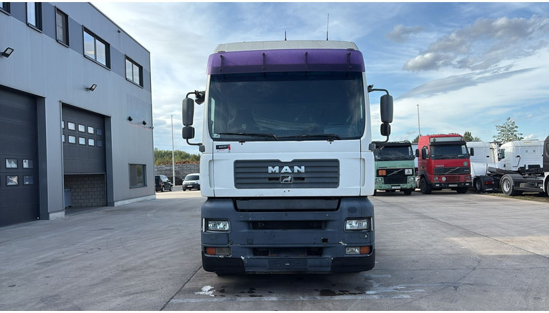 MAN TGA 18.480 (POMPE MANUELLE / MANUAL PUMP / MANUAL GEARBOX / BOITE MANUELLE) - Влекач: снимка 3 MAN TGA 18.480 (POMPE MANUELLE / MANUAL PUMP / MANUAL GEARBOX / BOITE MANUELLE) - Влекач: снимка 3