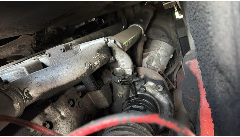 Лизинг на MAN TGA 18.480 (POMPE MANUELLE / MANUAL PUMP / MANUAL GEARBOX / BOITE MANUELLE) MAN TGA 18.480 (POMPE MANUELLE / MANUAL PUMP / MANUAL GEARBOX / BOITE MANUELLE): снимка 14