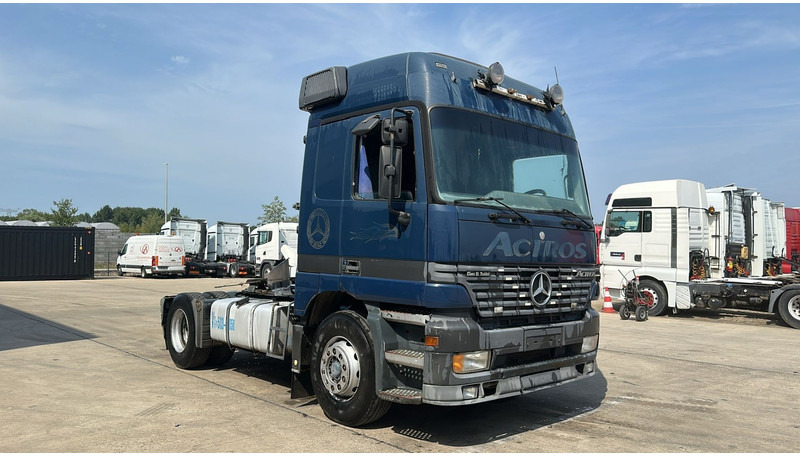 Mercedes-Benz Actros 1835 (EPS / V6 / 3 PEDALES / MP1 / PTO) - Влекач: снимка 3 Mercedes-Benz Actros 1835 (EPS / V6 / 3 PEDALES / MP1 / PTO) - Влекач: снимка 3