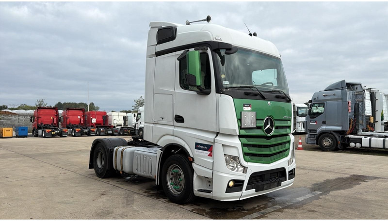 Mercedes-Benz Actros 1845 (GOOD CONDITION / PARFAIT ETAT / AIRCO / MP4) - Влекач: снимка 2 Mercedes-Benz Actros 1845 (GOOD CONDITION / PARFAIT ETAT / AIRCO / MP4) - Влекач: снимка 2