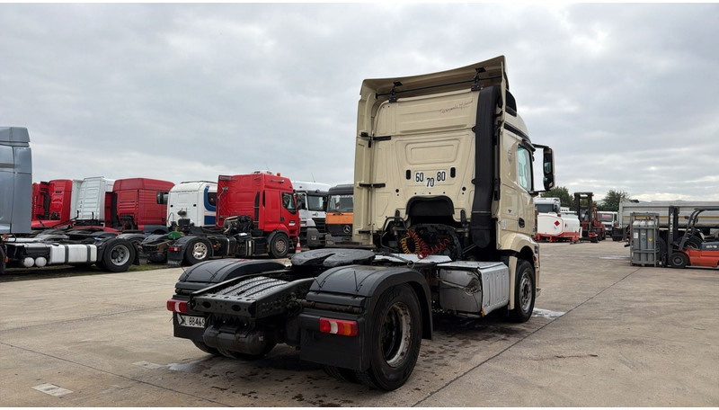 Mercedes-Benz Actros 1845 (PERFECT CONDITION / EURO 5) - Влекач: снимка 4 Mercedes-Benz Actros 1845 (PERFECT CONDITION / EURO 5) - Влекач: снимка 4