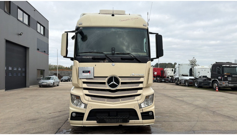Mercedes-Benz Actros 1845 (PERFECT CONDITION / EURO 5) - Влекач: снимка 3 Mercedes-Benz Actros 1845 (PERFECT CONDITION / EURO 5) - Влекач: снимка 3