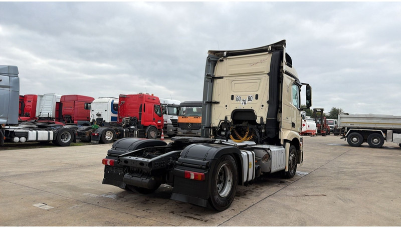 Mercedes-Benz Actros 1845 (PTO / PERFECT CONDITION / POMPE HYDRAULIQUE) - Влекач: снимка 4 Mercedes-Benz Actros 1845 (PTO / PERFECT CONDITION / POMPE HYDRAULIQUE) - Влекач: снимка 4
