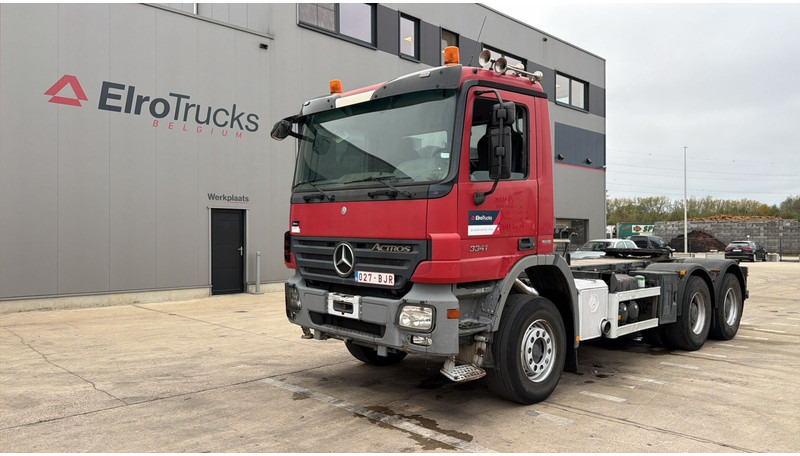 Mercedes-Benz Actros 3341 (EPS / CAMION BELGE !! / SUPS. LAMES / 33 TONNES / 3 PEDALES / MP2 / TRACTEUR ORIGINAL !! / V6 / MP2) - Влекач: снимка 1 Mercedes-Benz Actros 3341 (EPS / CAMION BELGE !! / SUPS. LAMES / 33 TONNES / 3 PEDALES / MP2 / TRACTEUR ORIGINAL !! / V6 / MP2) - Влекач: снимка 1