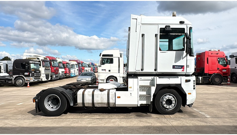 Renault AE 440 Magnum E-tech - Влекач: снимка 3 Renault AE 440 Magnum E-tech - Влекач: снимка 3