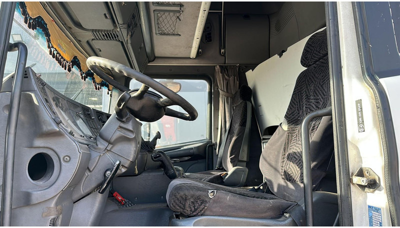 Влекач Scania 124-420 Topline (MANUAL GEARBOX / BOITE MANUELLE): снимка 20 Влекач Scania 124-420 Topline (MANUAL GEARBOX / BOITE MANUELLE): снимка 20
