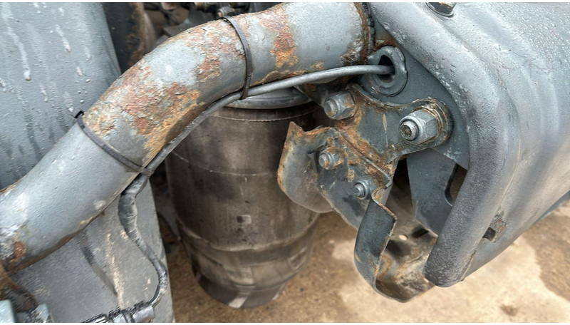 Влекач Scania R 420 (FOR PARTS / ENGINE RUNNING AND TRUCK DRIVING / MANUAL GEARBOX): снимка 11