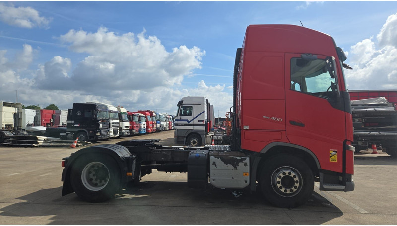 Volvo FH 460 (GOOD CONDITION / EURO 6 / FRIGO / LANE ASSIST) - Влекач: снимка 4 Volvo FH 460 (GOOD CONDITION / EURO 6 / FRIGO / LANE ASSIST) - Влекач: снимка 4