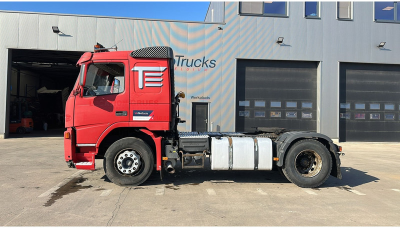 Volvo FM 340 (BELGIAN TRUCK / PERFECT CONDITION / GOOD TYRES / 460.000 KM) - Влекач: снимка 4 Volvo FM 340 (BELGIAN TRUCK / PERFECT CONDITION / GOOD TYRES / 460.000 KM) - Влекач: снимка 4
