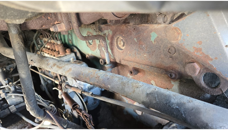 Шаси кабина Volvo F 12 - 360 (FULL STEEL SUSPENSION / MANUAL PUMP / SUSP. LAMES / 6X2): снимка 20