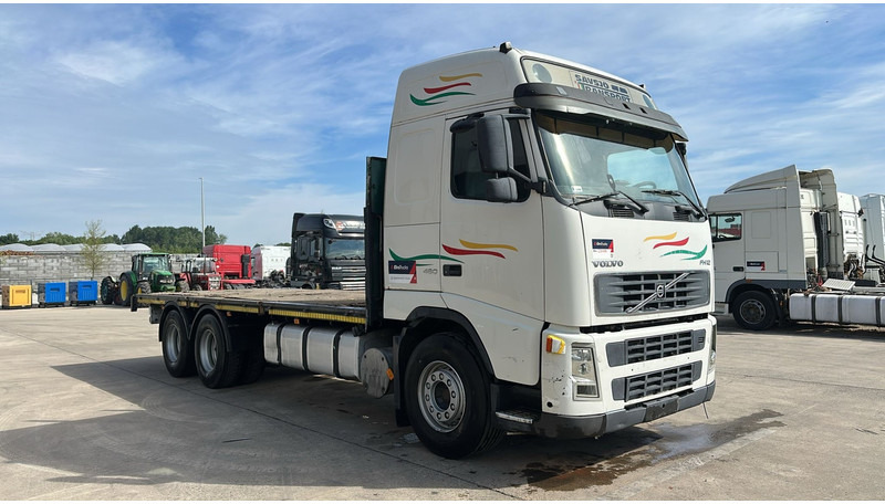 Volvo FH 12 - 460 (BOITE MANUELLE / MANUAL GEARBOX / 10 TYRES / 6X2 / AC / AIRCO) - Бордови камион: снимка 3 Volvo FH 12 - 460 (BOITE MANUELLE / MANUAL GEARBOX / 10 TYRES / 6X2 / AC / AIRCO) - Бордови камион: снимка 3