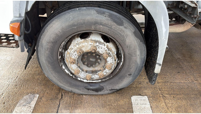 Шаси кабина Volvo FL 220 (BELGIAN TRUCK / CAMION BELGE / MANUAL GEARBOX): снимка 10 Шаси кабина Volvo FL 220 (BELGIAN TRUCK / CAMION BELGE / MANUAL GEARBOX): снимка 10