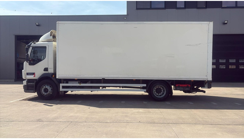 Камион фургон Volvo FL 260 (LIFT 2000 KG / PERFECT BELGIAN TRUCK / 18 TON / EURO 5): снимка 8