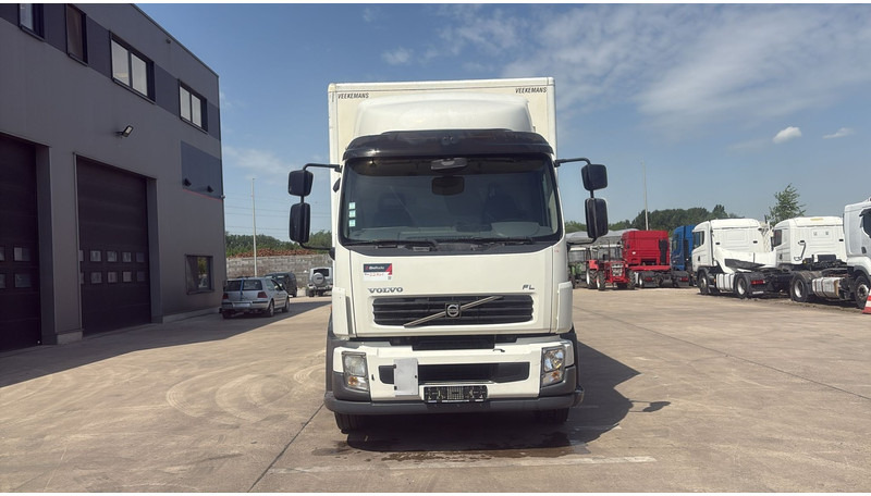 Volvo FL 260 (LIFT 2000 KG / PERFECT BELGIAN TRUCK / 18 TON / EURO 5) - Камион фургон: снимка 2 Volvo FL 260 (LIFT 2000 KG / PERFECT BELGIAN TRUCK / 18 TON / EURO 5) - Камион фургон: снимка 2