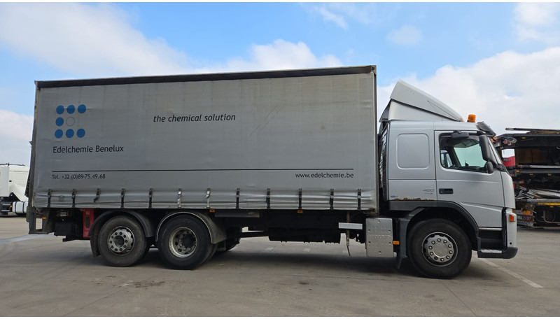 Volvo FM 400 (BELGIAN TRUCK / TECHNICAL TOP CONDITION !! / 6X2 / LIFT / EURO 5) - Камион с брезент: снимка 4 Volvo FM 400 (BELGIAN TRUCK / TECHNICAL TOP CONDITION !! / 6X2 / LIFT / EURO 5) - Камион с брезент: снимка 4