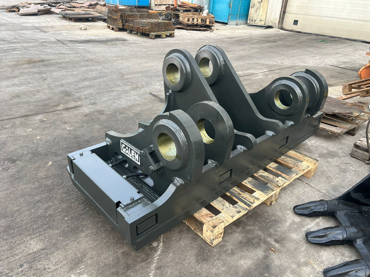 CAT 988K - Бързо сменник за Колесен товарач: снимка 1 CAT 988K - Бързо сменник за Колесен товарач: снимка 1