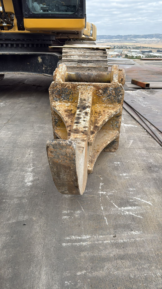 CATERPILLAR 336 Ripper from STOCK - Скарификатор за Верижен багер: снимка 3 CATERPILLAR 336 Ripper from STOCK - Скарификатор за Верижен багер: снимка 3