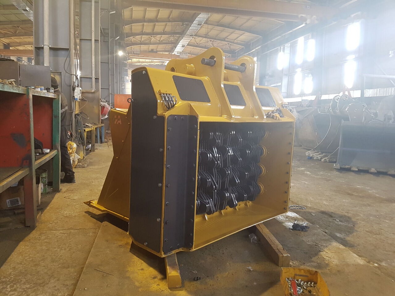 Galen Impact Screening Bucket - Кофа за сортиране: снимка 1 Galen Impact Screening Bucket - Кофа за сортиране: снимка 1